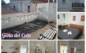Due Passi Dal Castello